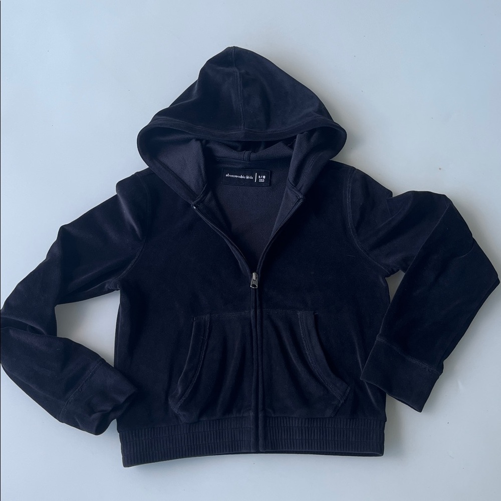 Abercrombie kids Black Velour Hoodie 9/10